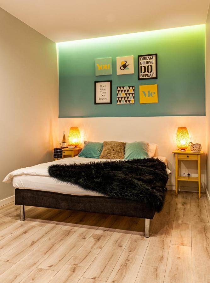 Home & Travel Lodz  Exterior photo