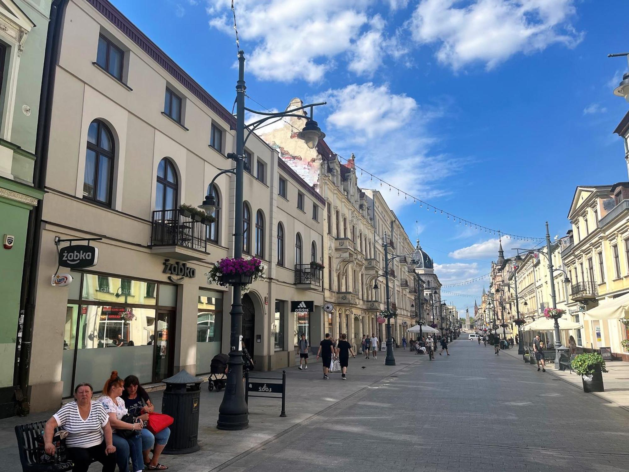 Home & Travel Lodz  Exterior photo