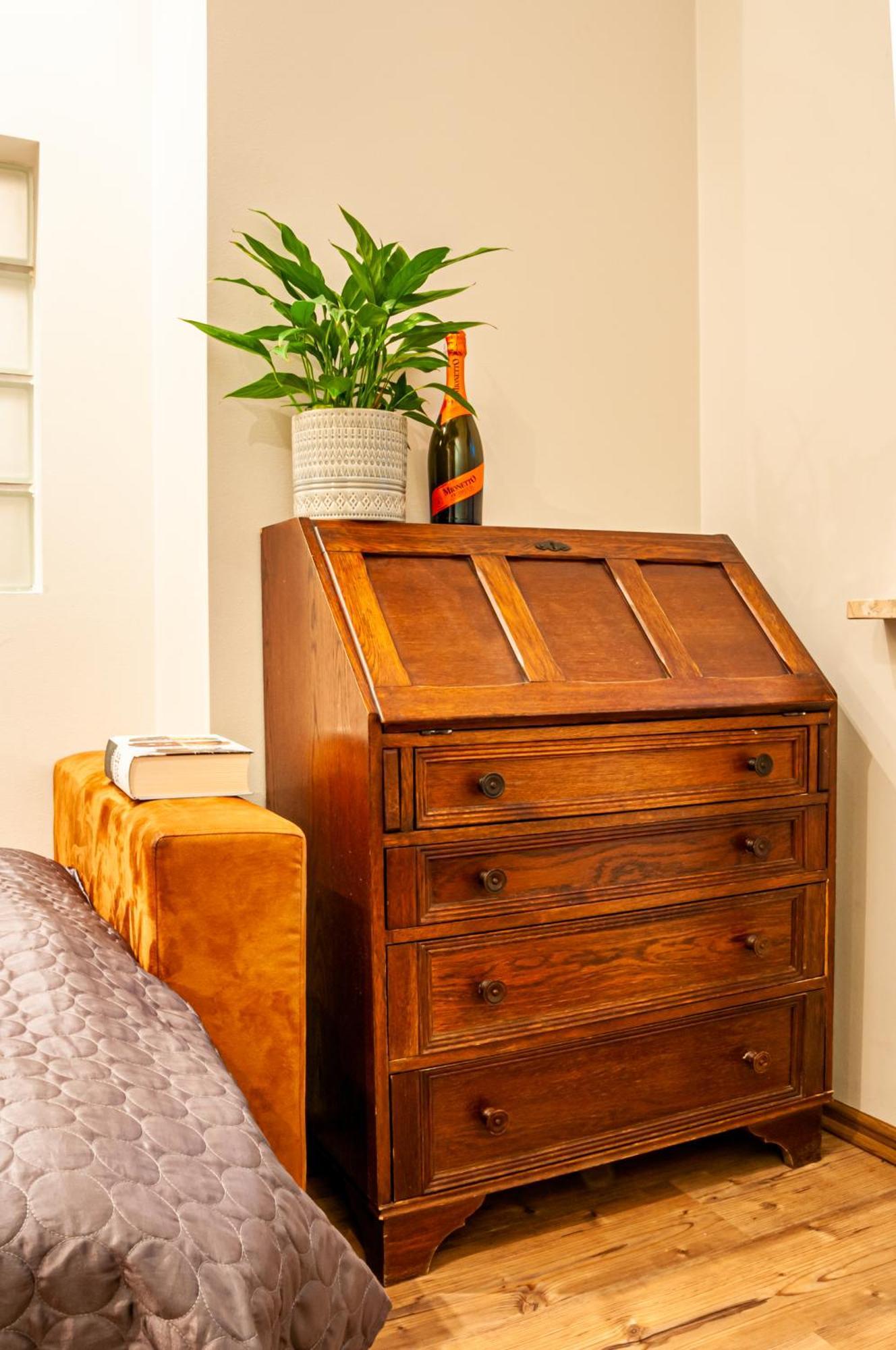 Home & Travel Lodz  Room photo