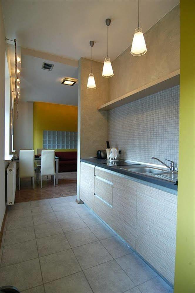 Home & Travel Lodz  Exterior photo